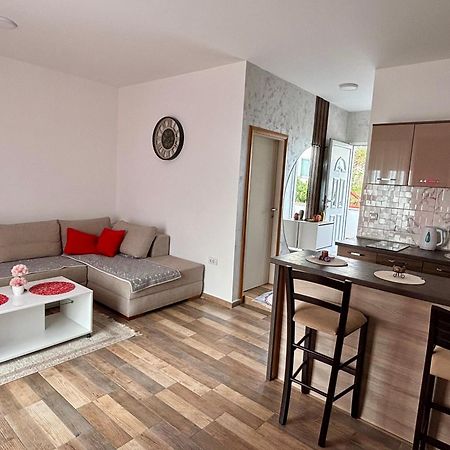 Apartmani Jovan Ulcinj Eksteriør bilde