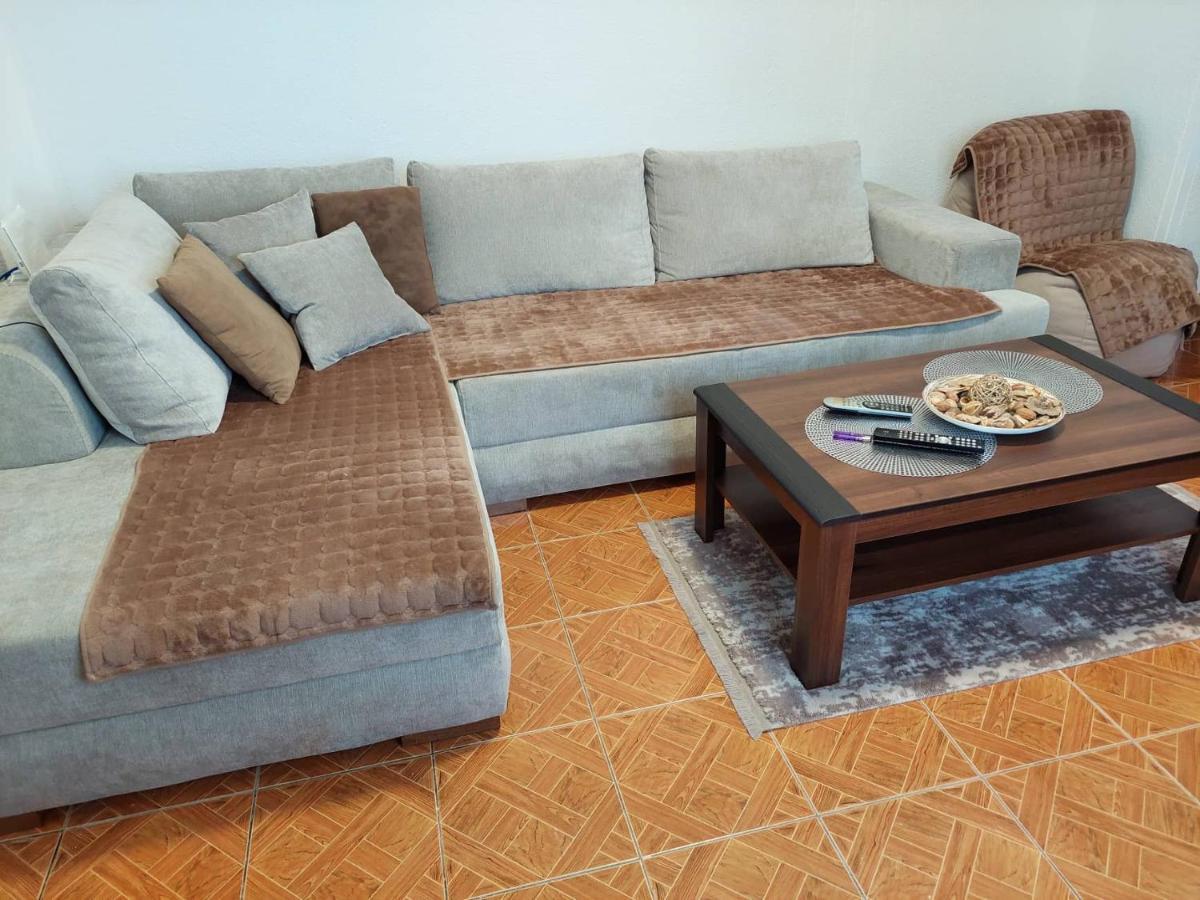 Apartmani Jovan Ulcinj Eksteriør bilde