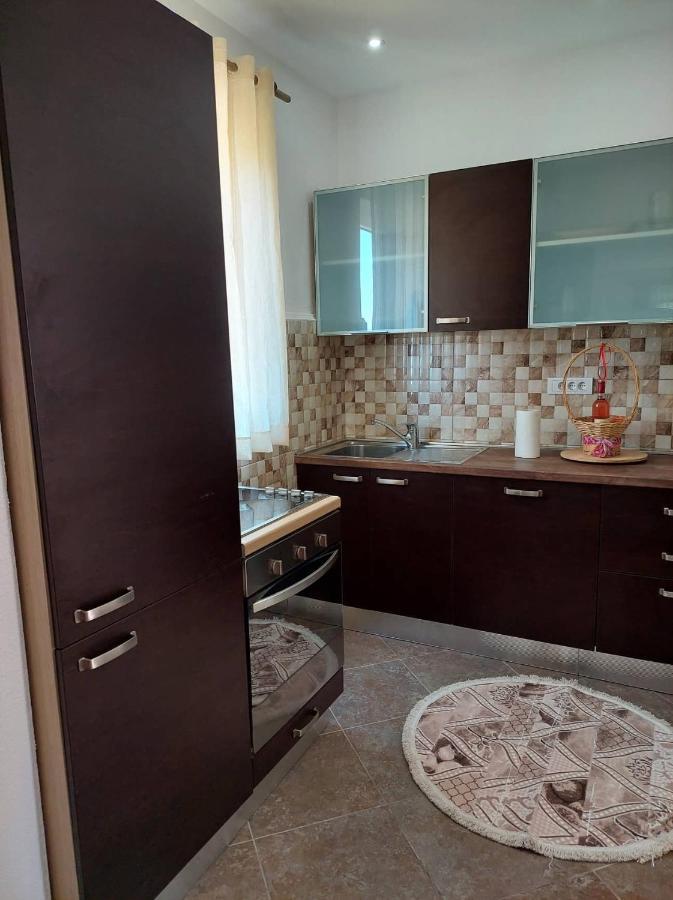 Apartmani Jovan Ulcinj Eksteriør bilde