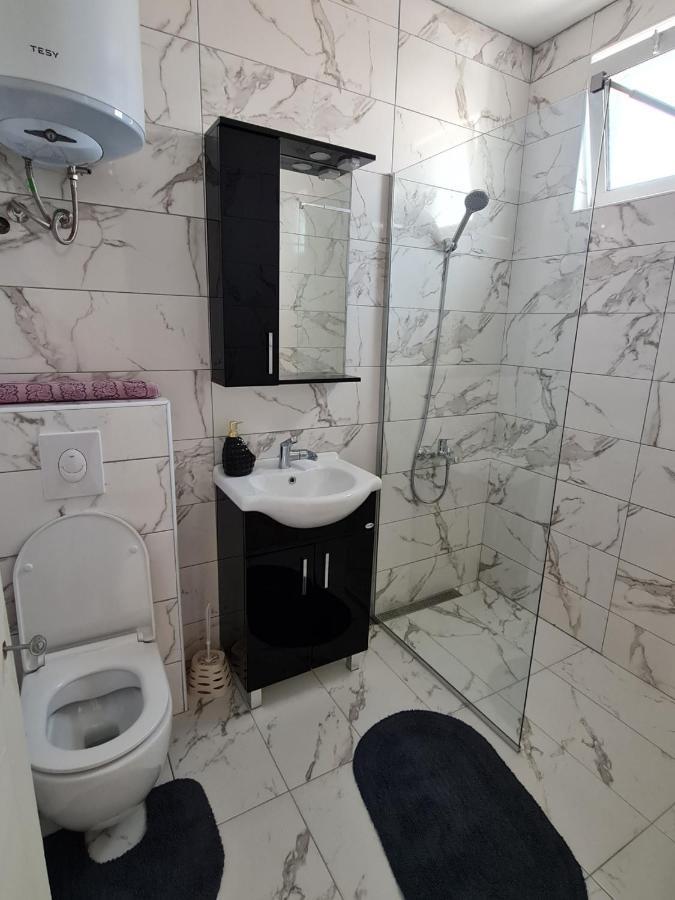Apartmani Jovan Ulcinj Eksteriør bilde
