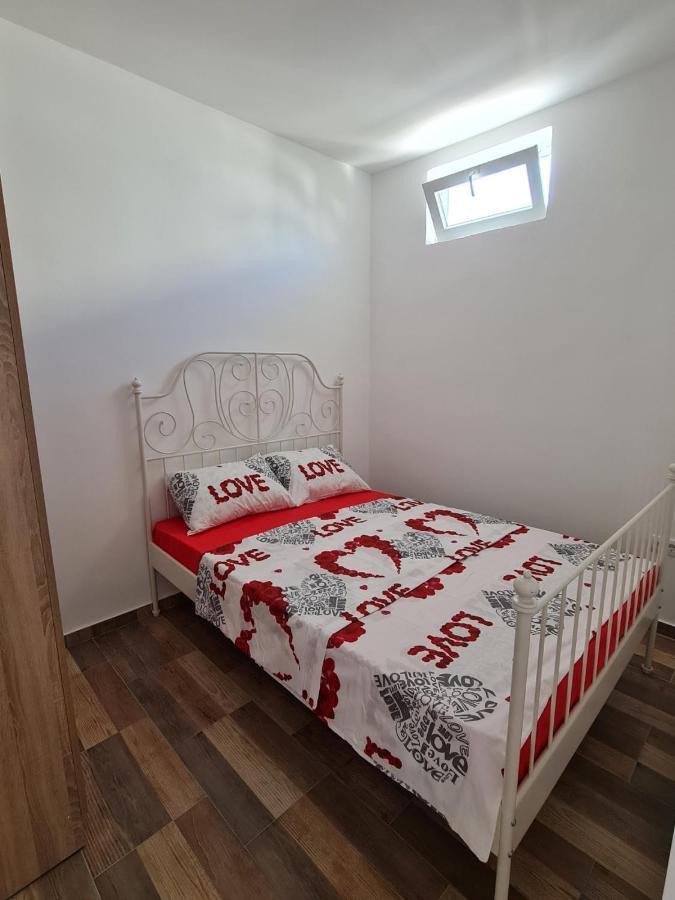 Apartmani Jovan Ulcinj Eksteriør bilde